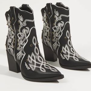 Altar’d State Veletta Boots